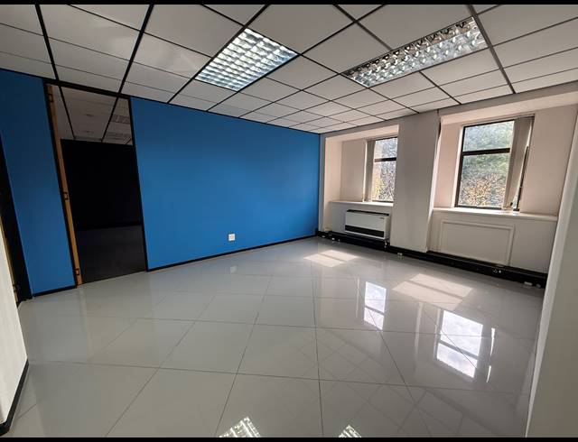 377M² OFFICE TO LET IN ROSEBANK